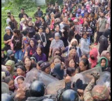 Fresh tension grips Manipur as houses torched in Imphal West, security averts major clash, two held