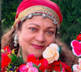 Mandakini embraces Himachali culture in Manali, shares glimpses of her mountain getaway