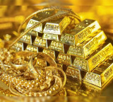 Relief for gold lovers as gold prices decrease slightly