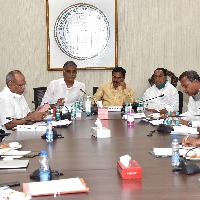 Minister Harish Rao holds a meeting on cultivation of Oil Palm