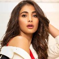 Pooja Hegde dubs for Radhe Shyam teaser 