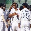 England in troubles after losing three early wickets in Chennai test chasing