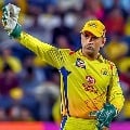 Dhoni clarifies over IPL retirement speculations