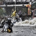 Mumbai batters with heavy rains and gusting winds