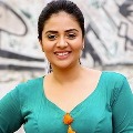 Anchor Sreemukhis latest dance practice video goes viral