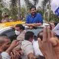 Megastar Chiranjeevi gets huge welcome in Rajahmundry