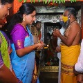 Kalvakuntla Kavitha visits Kondagattu Hanuman Temple