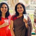 Singer Sunitha tastes Kallu