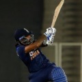 India puts 186 runs target for England in fourth T20