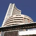 Sensex ends 661 points high