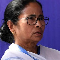 mamata pic on vaccine certificate