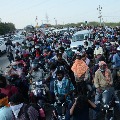 Telangana police does not allow vehicles without epass 