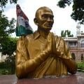 CM Jagan pays tributes to Pingali Venkaiah