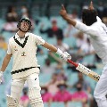 Above 300 Lead for Australia in Third Test