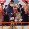 Gujarath CM Faints on Stage