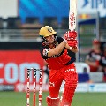 AB de Velliers finishes the match with a huge six