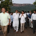 YS Jagan gets hearty welcome at Idupulapaya