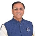  Gujarath CM Vijay Rupani who fainted on stage tested corona positive