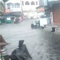 Hevay Rain lashes Vijayawada city