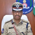 CP Sajjanar paid tributes to a constable officer
