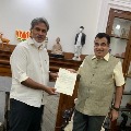 TDP MP Kesineni Nani met union minister Nitin Gadkari in Delhi