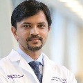 Indian Origin Doctor Performs 1st Lung Transplant In US 