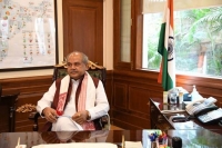 Narendra Singh Tomar assumes additional charge of Ministry of Food Processing Industries