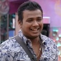 BiggBoss 3 Winner Rahul Sipligunj Attacked in Pub