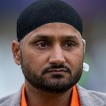 Government should have thought about migrant labourers before lockdown announcement says Harbhajan Singh