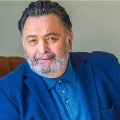 Rishi Kapoor Admitted to a Hospital in Mumbai